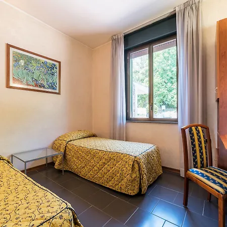 Garden Hotel