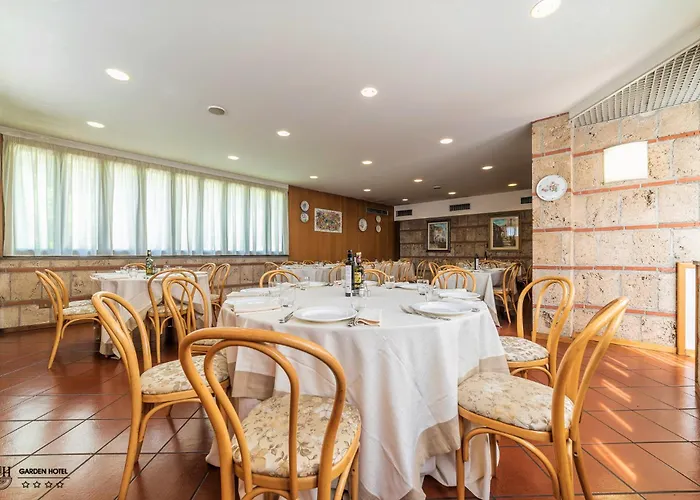 Ξενοδοχείο Garden 4*